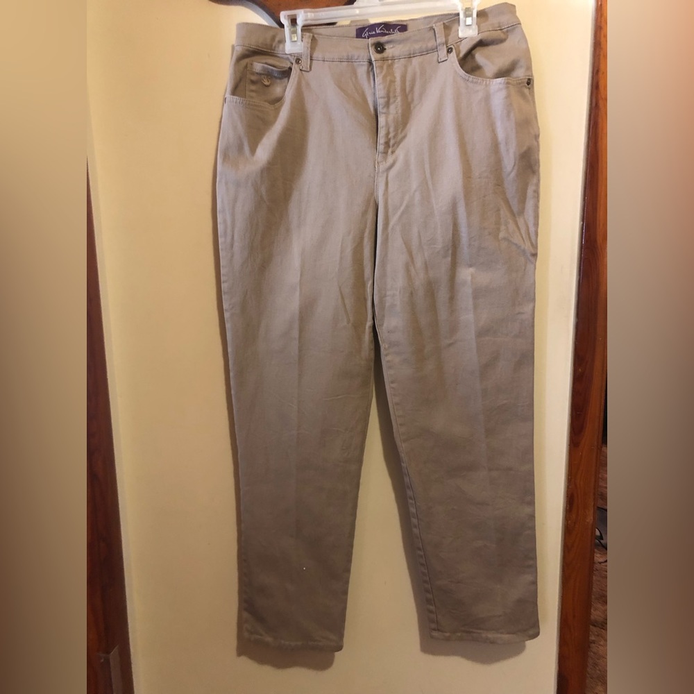 Gloria Vanderbilt jeans